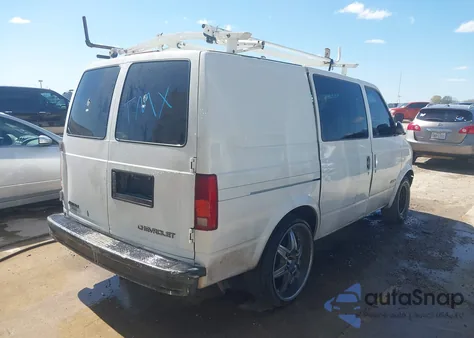 2001 Chevrolet Astro z USA, uszkodzony, nr VIN 1GCDM19W31B126300